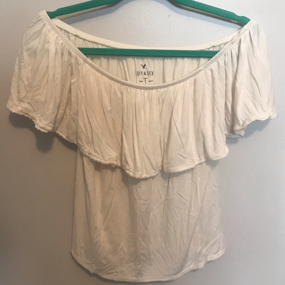 American Eagle off the shoulder shirt